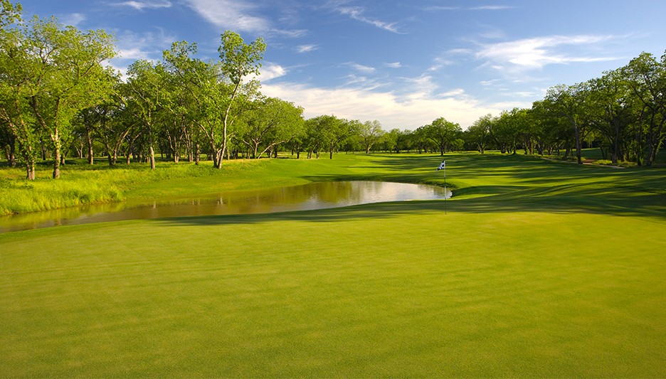 Texas resort begins construction of four new holes 