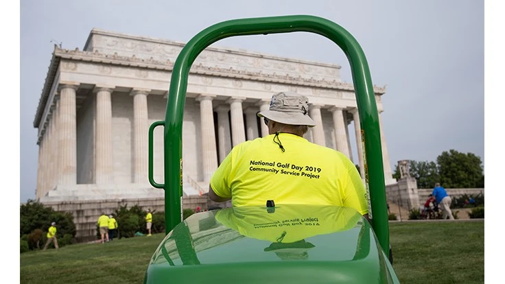 Kevin Dietsch/John Deere