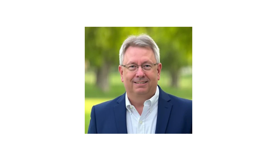 Joshua Tapp headshot