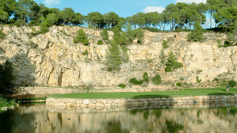 Island green on hole No. 18